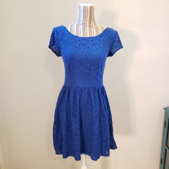 B Darlin Juniors' Lace Scoop Back Dress - Cobalt - Picture 2 of 4